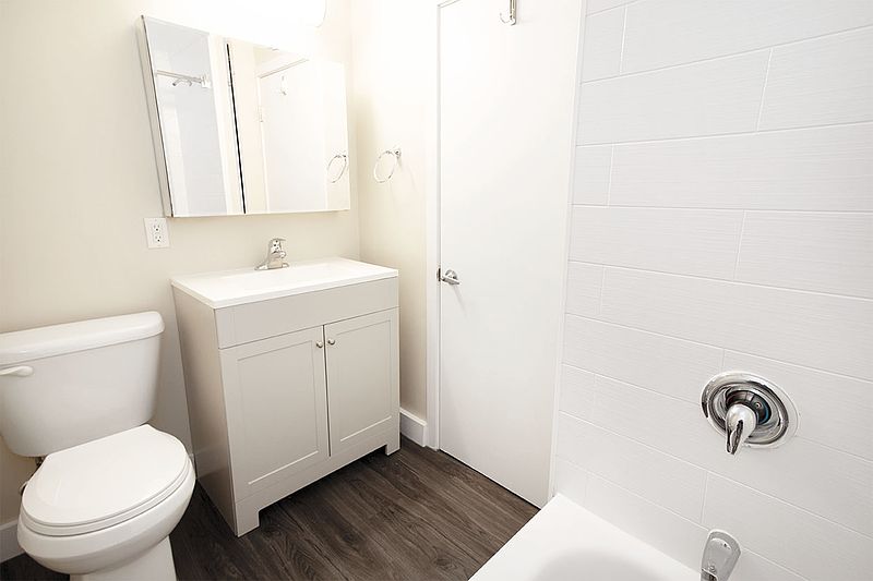 Winnipeg Apartment for rent - 2 Bedrooms — photo 23