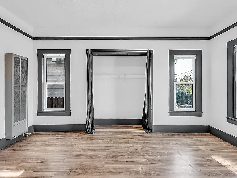 252 Oakland Ave — Photo 4