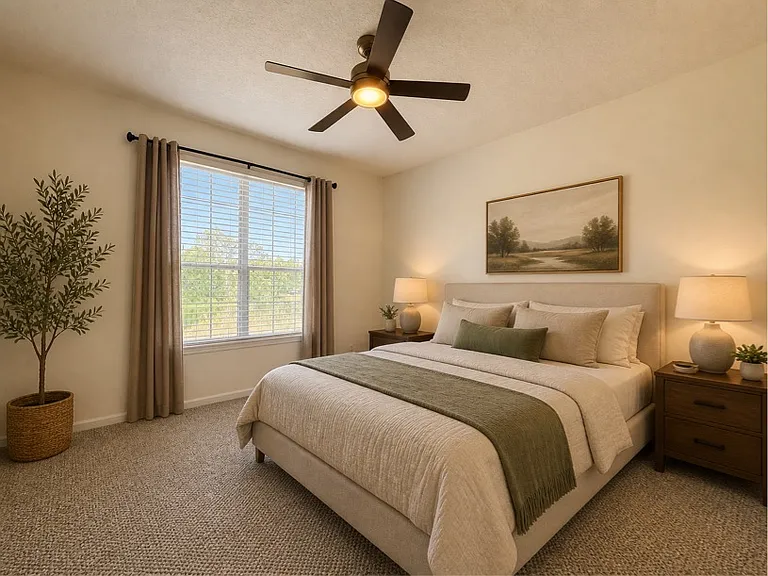 407 Augusta Cir #1 — Photo 9