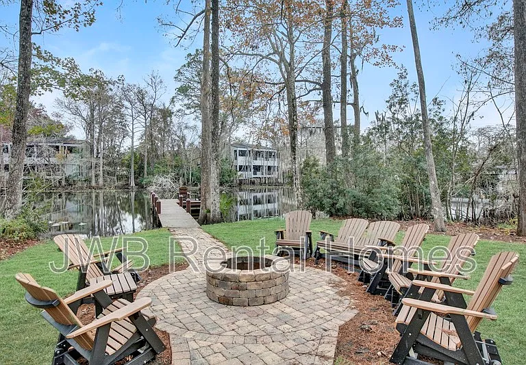 8859 Amalfi Ct — Photo 38