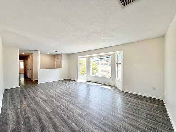 3rd image of 57826 Joshua Ln