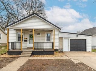 1214 Garfield Ave, Dubuque, IA 52001