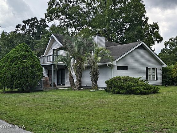 4th image of 568 Keans Neck Road