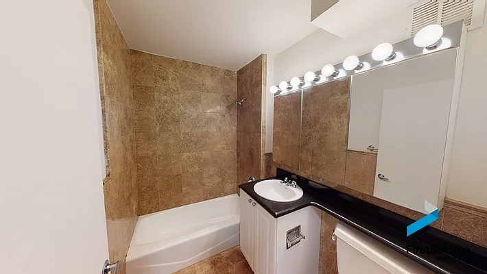 Rented by AZ REALTY NYC LLC | media 31