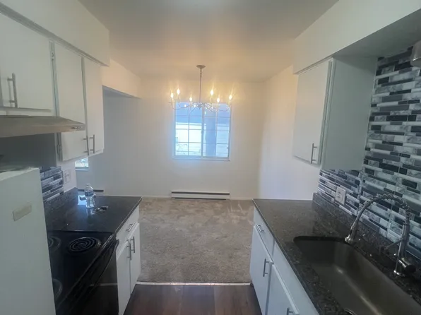 44 E Willow St, Monroe, MI