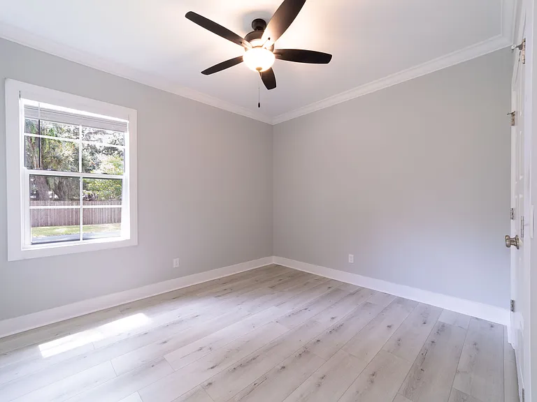 290 Cedar St — Photo 12
