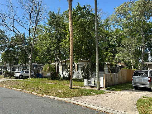 2nd image of 3125 Fruitwood Ln