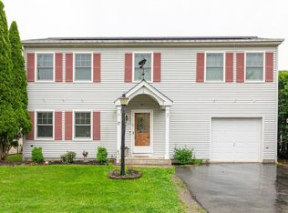 5 Taconic St, Poughkeepsie, NY 12603