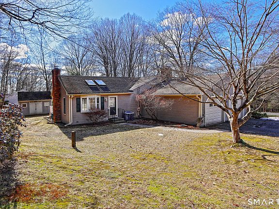 5th image of 43 Squantuck Road