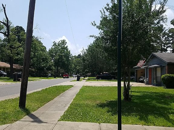 4th image of 9421 Jessica Dr