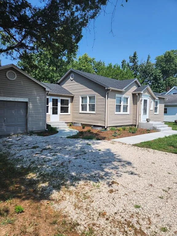 2787 Charlestown Rd — Photo 2