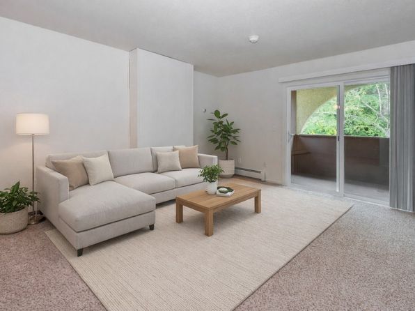 2225 Arctic Blvd #201