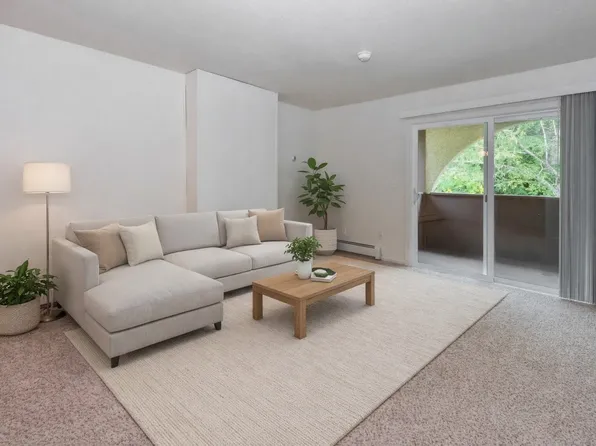 Ladera Villa, 2225 Arctic Blvd #116, Anchorage, AK 99503