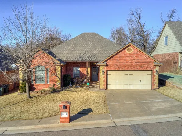 3713 Oakridge Cir, Edmond, OK 73034