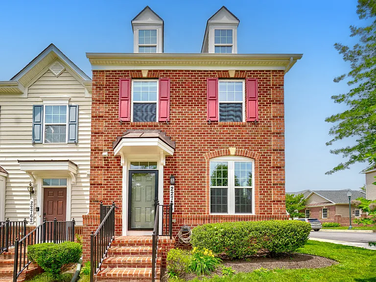 22764 Autumn Breeze Ave — Photo 2