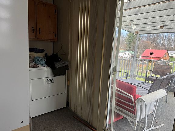 5th image of 226 Ridgewood Ave