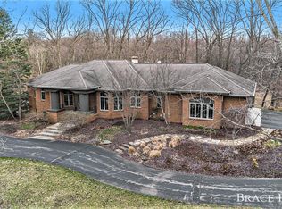 3333 Mahogany Ct NE, Grand Rapids, MI 49525