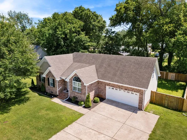 367 Meigs Dr, Murfreesboro, TN 37128