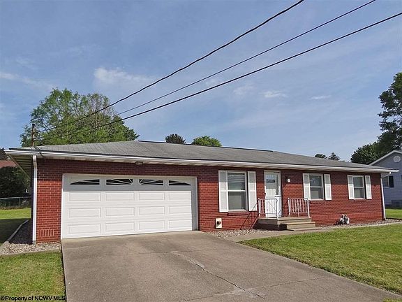 2nd image of 508 Parkway Dr