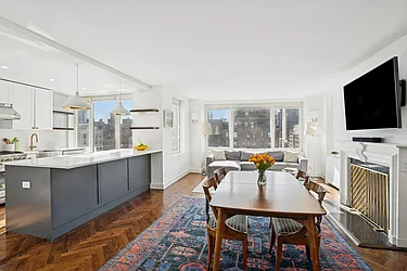 47 East 87th Street #15C image 1 of 9