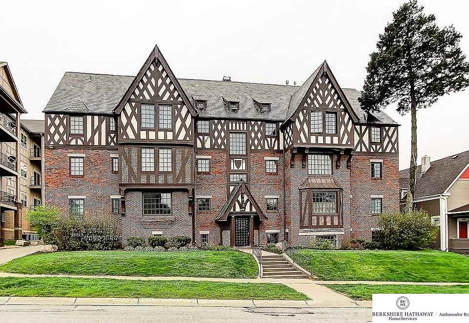 1st image of 4907 Davenport St APT 10