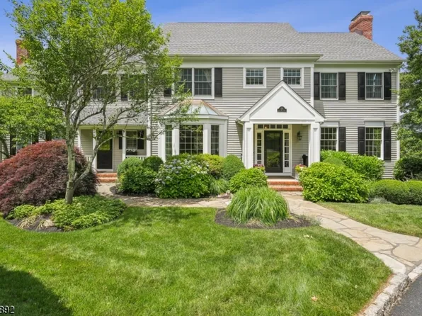 58 Apple Hill Dr, Long Hill Twp., NJ 07933