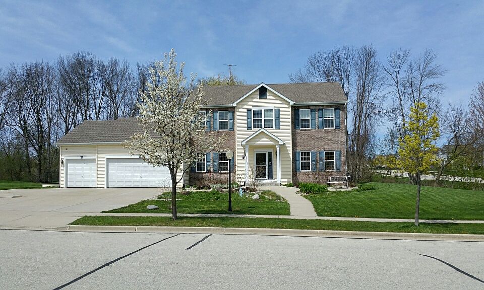 1st image of 522 Lilac Dr