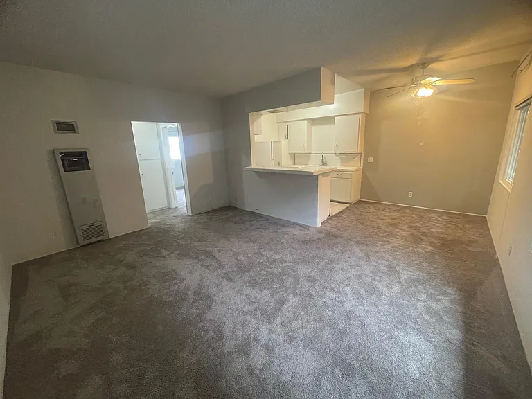 3111 3rd St #19 — Photo 3