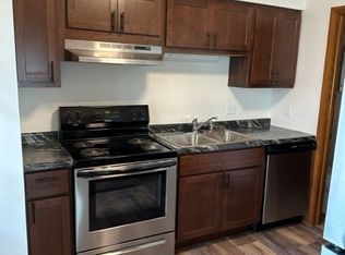 1034 Fiedler Ln, Madison, WI 53713
