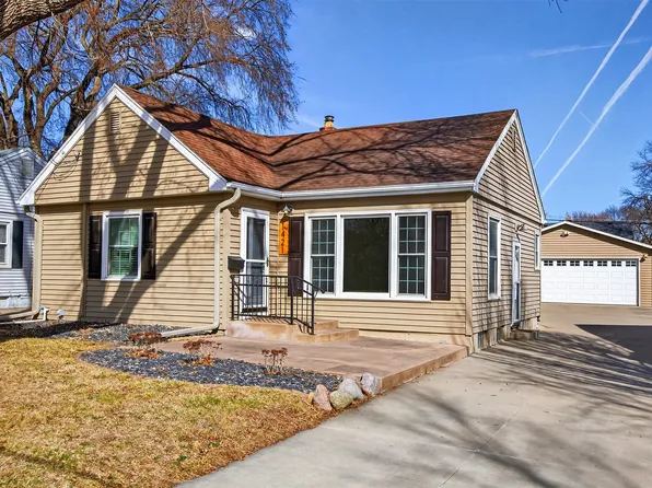 1421 57th St, Des Moines, IA 50311