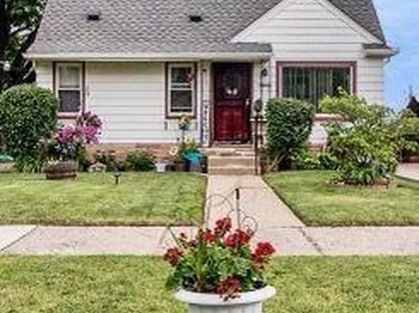 17138 Five Points St, Detroit, MI 48240