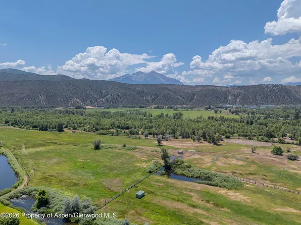 8 Stagecoach Ln, Carbondale, CO 81623