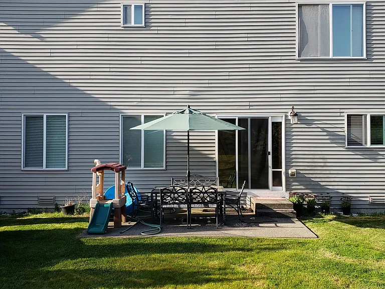 2549 SW Siskin Cir — Photo 2