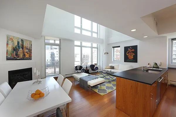 Rented by Manhattan Skyline | media 1