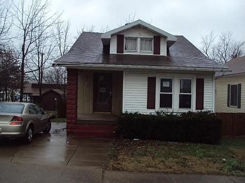 2nd image of 3358 W Franklin St