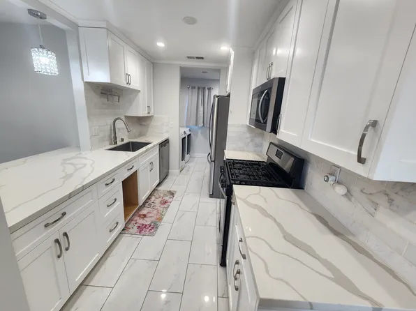 17746 Baltar St, Reseda, CA 91335