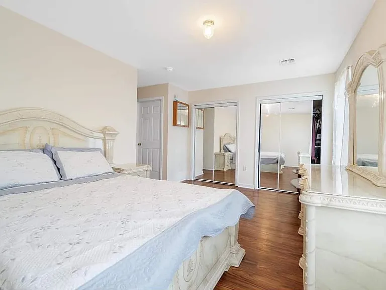 152 Virginia Ave #2 — Photo 8