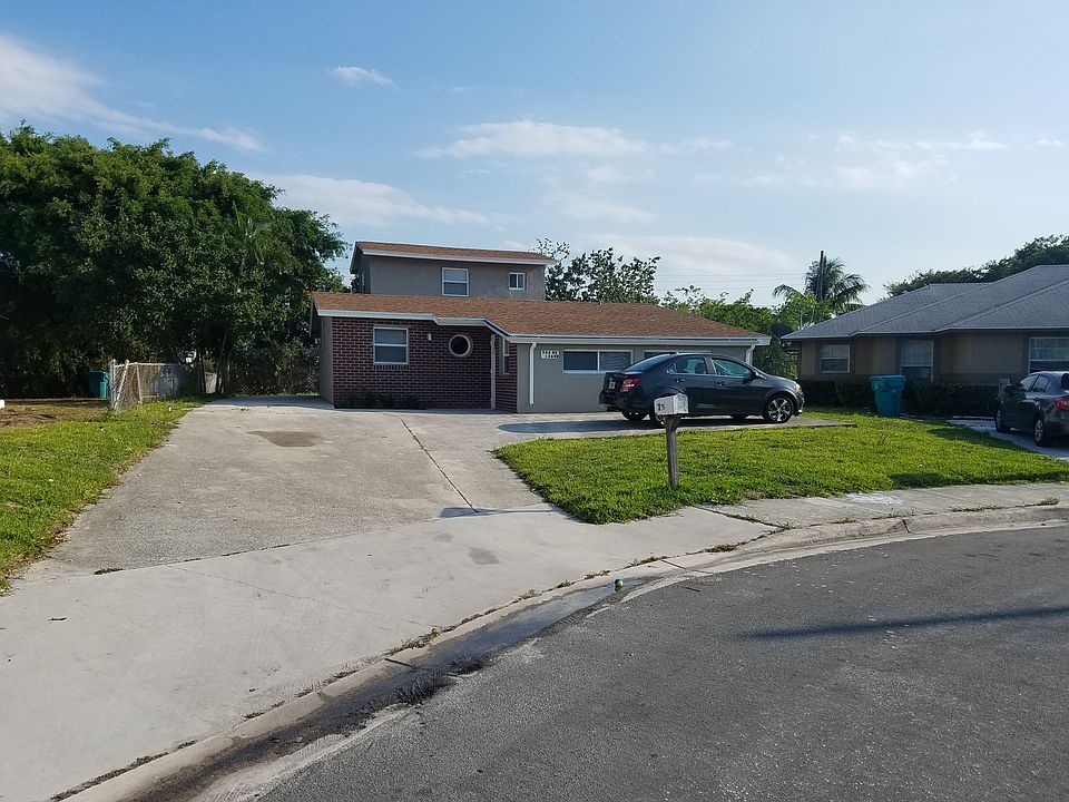 1st image of 544 NW 13th Ave
