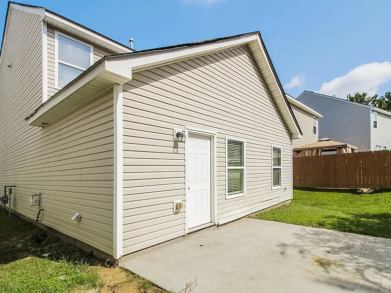 2264 Crossrail Dr — Photo 17