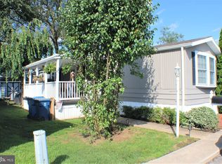 15 Ellis Rd, Wilmington, DE 19810