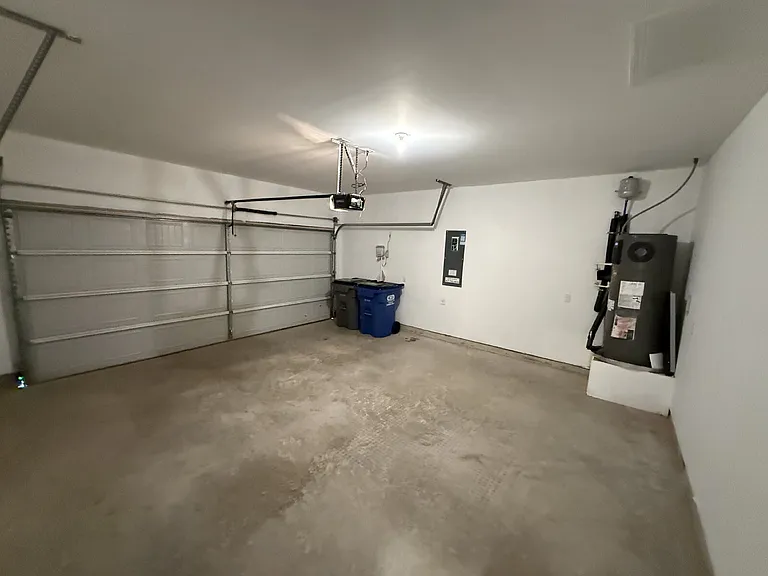 3215 Sedge Grass Dr — Photo 24