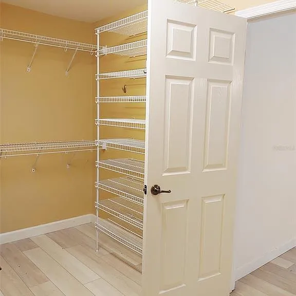 4031 Santa Barbara Dr — Photo 25