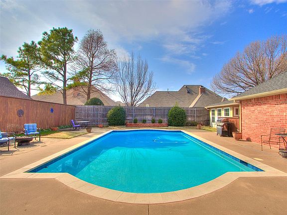 3rd image of 14509 Oakmond Rd