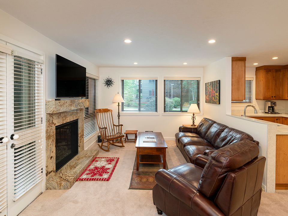 1st image of 1428 Cottonwood Condominium Dr