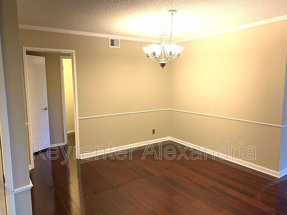 5th image of 5901 Mount Eagle Dr APT 617