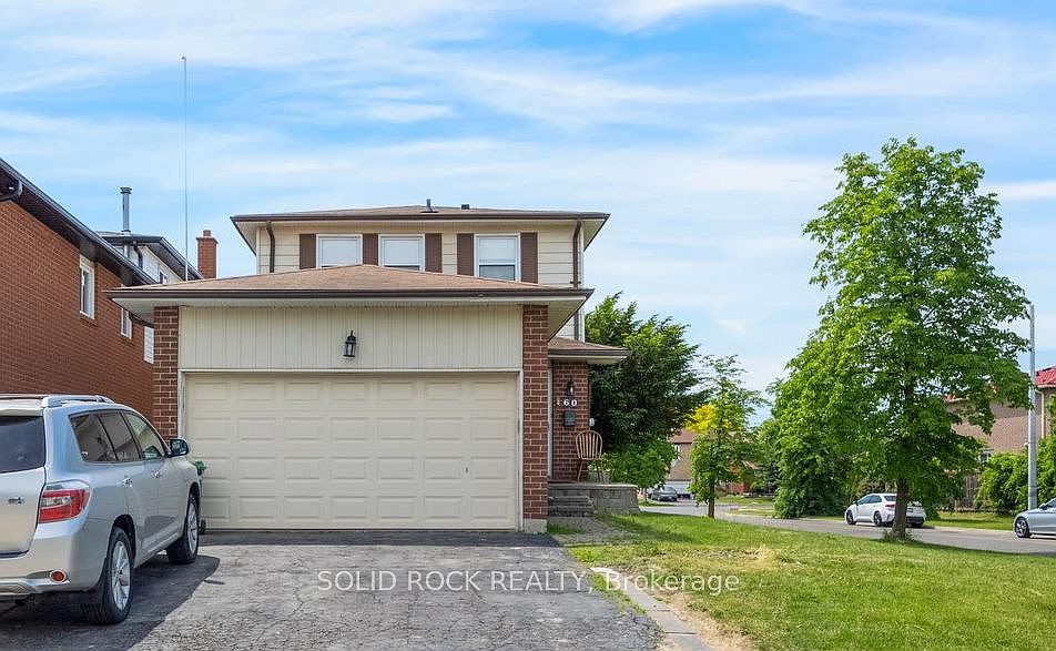 1st image of 60 Martindale Cres