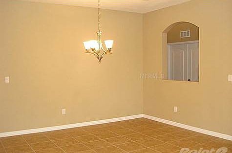 4th image of 12418 Fairlawn Dr