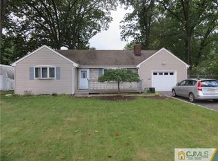 978 Maltby Ave, South Plainfield, NJ 07080