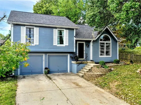 9705 NW 87th St, Kansas City, MO 64153