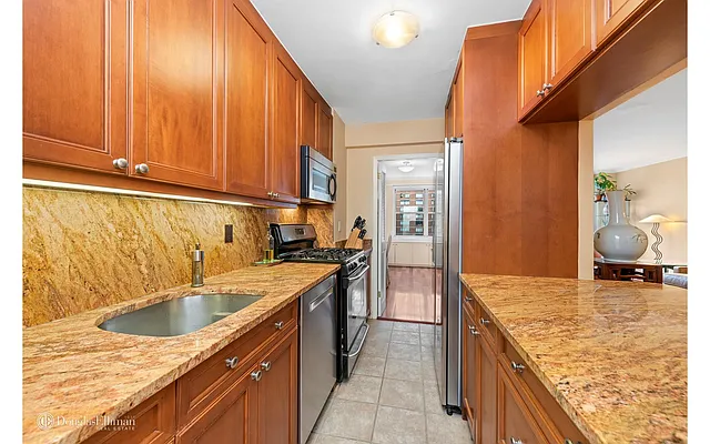 Sold by Douglas Elliman | media 4